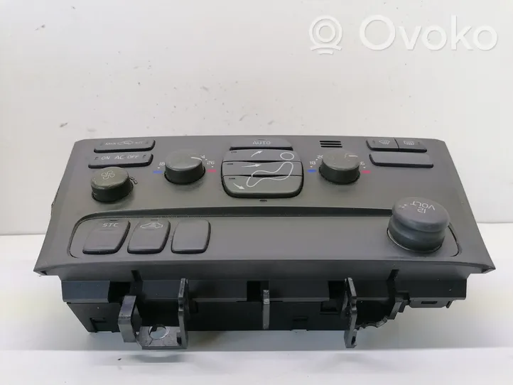 Volvo V70 Climate control unit 7923