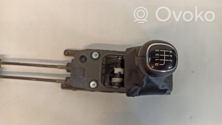 Audi A3 8Y Pavarų perjungimo mechanizmas (dėžėje) 5Q0711061E