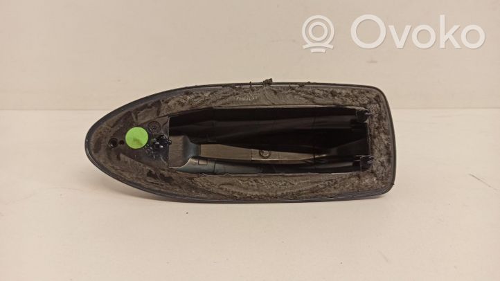 Volvo V40 Radion antenni 39865856