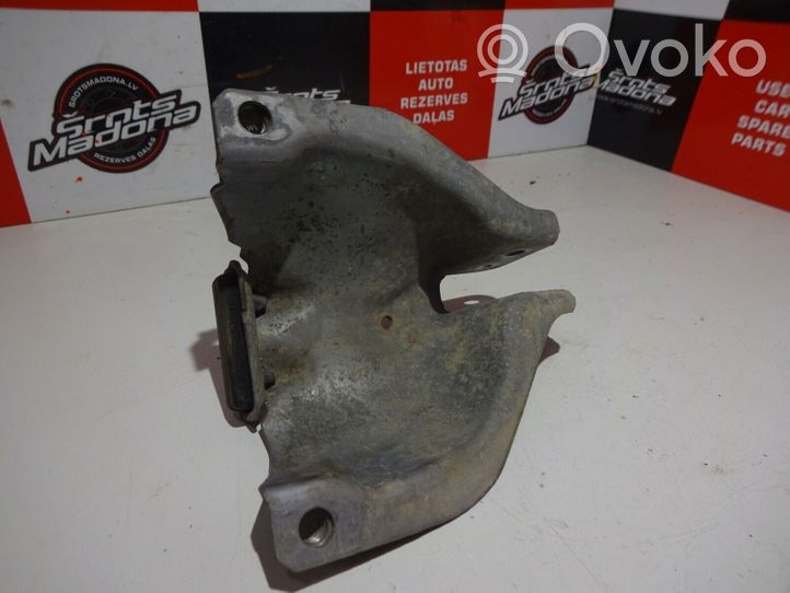 Audi A5 8T 8F Altra parte della sospensione anteriore 8K0399060L