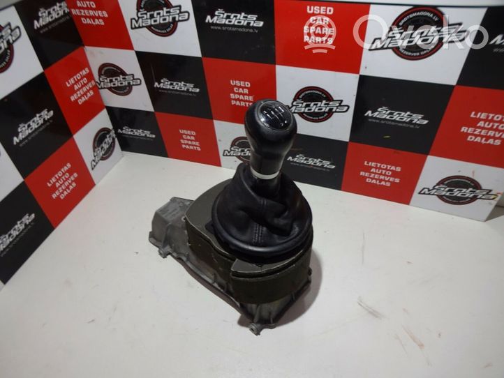 Audi A2 Selettore di marcia/cambio (interno) 8Z0711246A