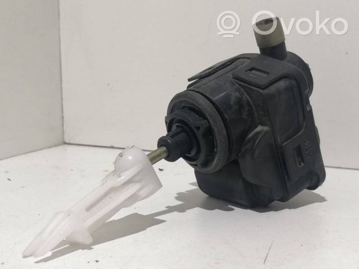 Volvo S70  V70  V70 XC Motorino di regolazione assetto fari 9169313