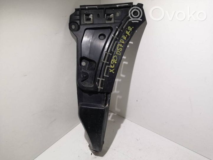 Volvo XC90 Front bumper mounting bracket 08620563