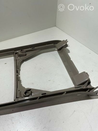 Volvo XC90 Rivestimento in plastica cornice della leva del cambio 30643839