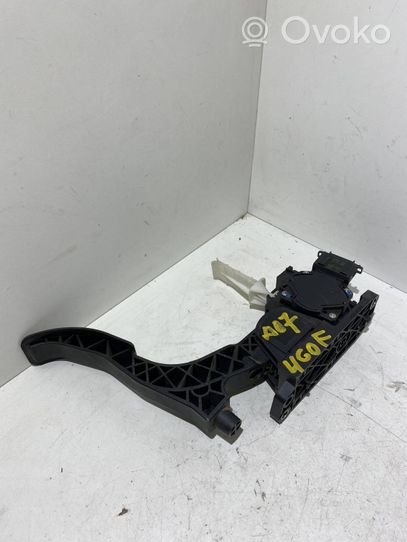 Volkswagen Golf III Accelerator throttle pedal 1J1721503K