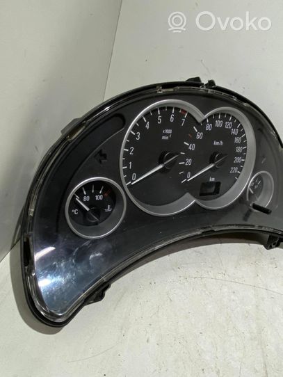Opel Tigra B Spidometras (prietaisų skydelis) 13173364WW