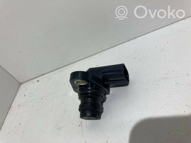 Volvo V50 Czujnik pozycji wału rozrządu 8658495