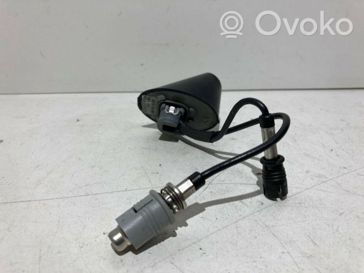 Nissan Primera Antena radiowa 28216AV700