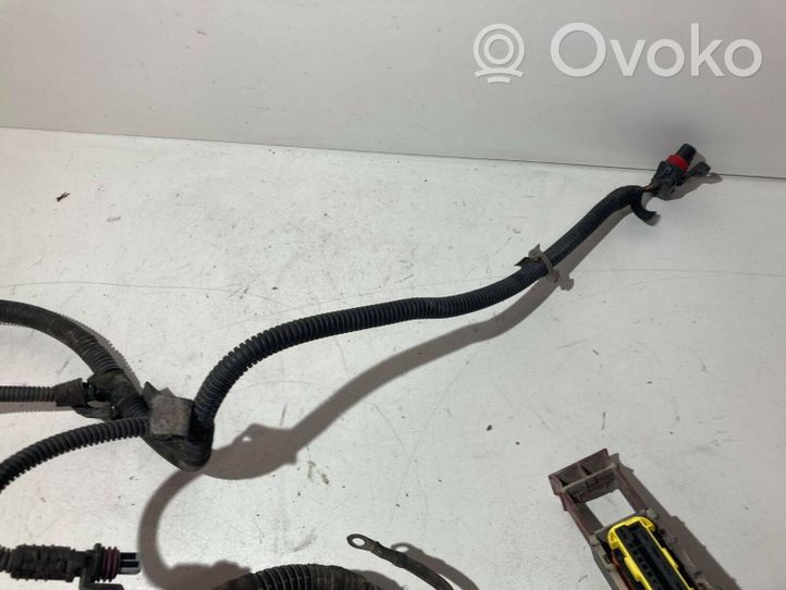 Opel Zafira A Faisceau de câbles pour ventilateur de refroidissement 09136989