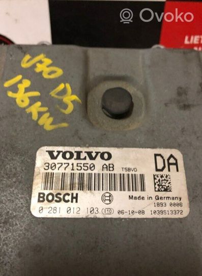 Volvo V70 Sterownik / Moduł ECU 30771550AB