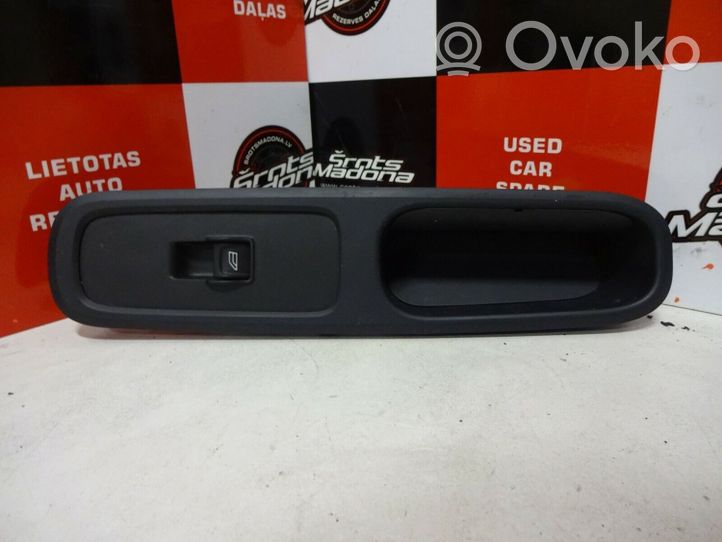 Volvo C70 Support bouton lève vitre porte avant 9466589