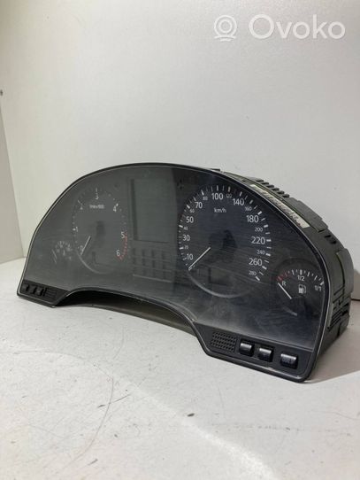 Audi A8 S8 D2 4D Speedometer (instrument cluster) 4D0919033AE