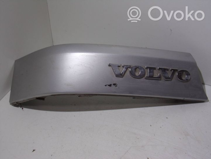 Volvo C70 Rivestimento del pannello parte angolare del paraurti posteriore 8600109