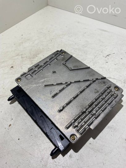 Volvo V70 Sterownik / Moduł ECU 08677708A