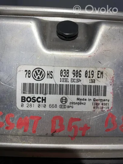 Volkswagen PASSAT B5.5 Sterownik / Moduł ECU 038906019EM