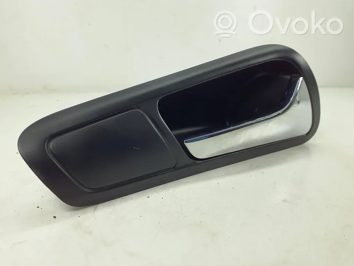 Volkswagen PASSAT B6 Front door interior handle 3C1837114