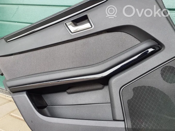 Mercedes-Benz E W212 Rivestimento del pannello della portiera posteriore A2127301122