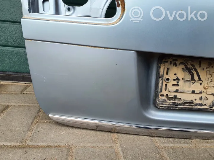 Volkswagen PASSAT B6 Tylna klapa bagażnika Lb5m