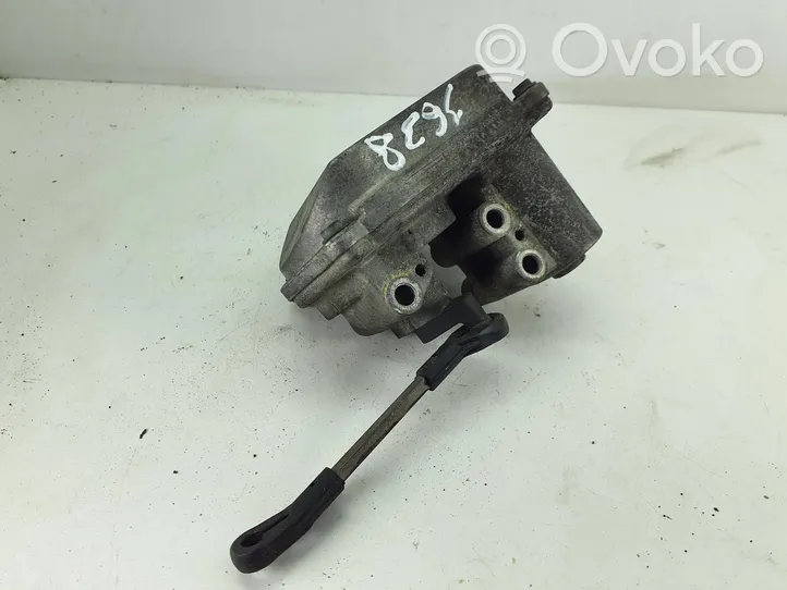 Audi A6 S6 C6 4F Attuatore/motore della valvola del collettore di aspirazione 059129086DD