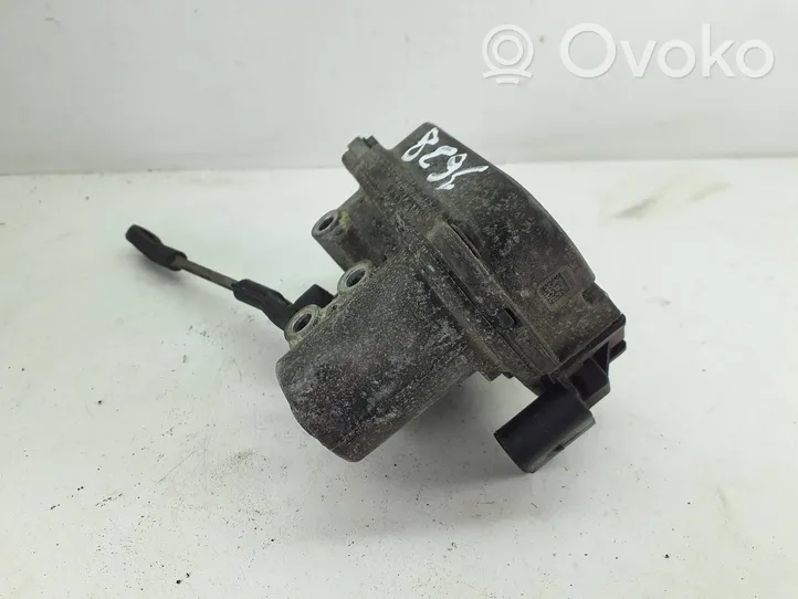 Audi A6 S6 C6 4F Attuatore/motore della valvola del collettore di aspirazione A2C53106043