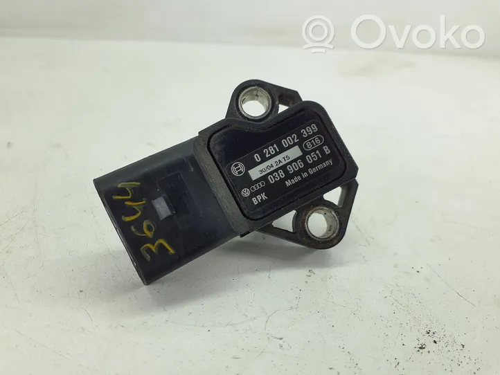 Audi A6 S6 C6 4F Air pressure sensor 038906051B