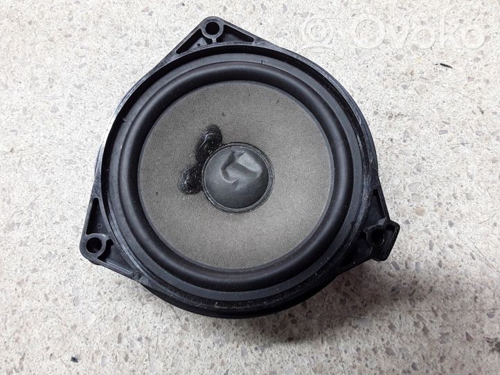 Mercedes-Benz GLE (W166 - C292) Panel speaker A1668202302