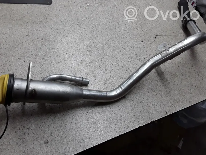 Land Rover Evoque I Tubo e bocchettone per riempimento serbatoio del carburante BJ329047AA