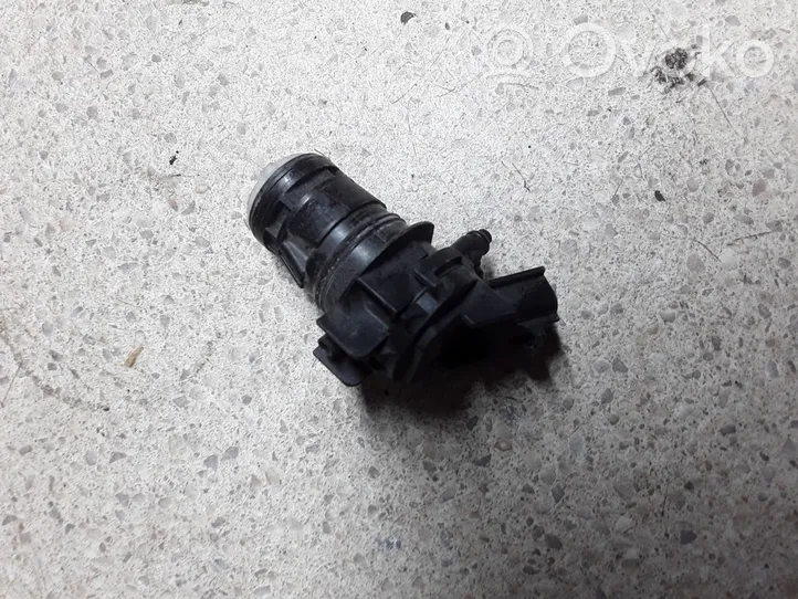 Mazda CX-5 Pompe de lave-glace de pare-brise K07067UU0E