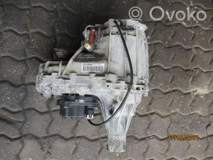 Isuzu D-Max Skrzynia rozdzielcza / Reduktor 8983318600