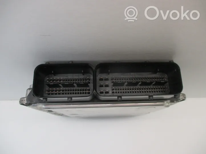 Volkswagen Crafter Sterownik / Moduł ECU 076906022C