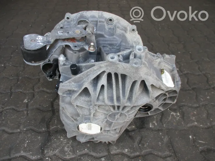 Mercedes-Benz B W246 W242 Mechaninė 6 pavarų dėžė A1762610201