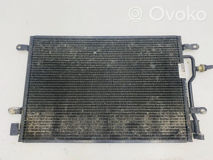 Audi A4 S4 B6 8E 8H Gaisa kondicioniera dzeses radiators 8E0260401B