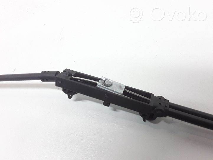 BMW 5 G30 G31 Troselis variklio dangčio spynos 7347413