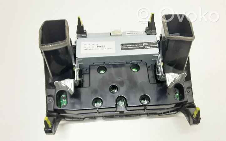 Lexus RX 330 - 350 - 400H Panel klimatyzacji 8401048120