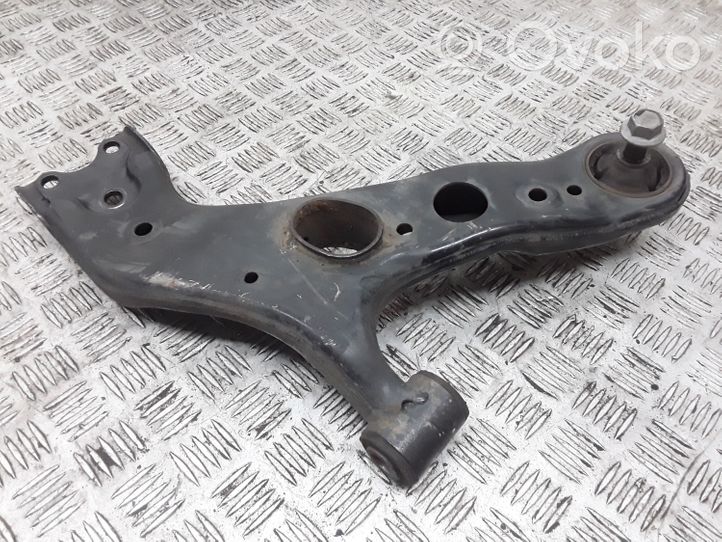 Toyota RAV 4 (XA40) Braccio di controllo sospensione anteriore inferiore/braccio oscillante 