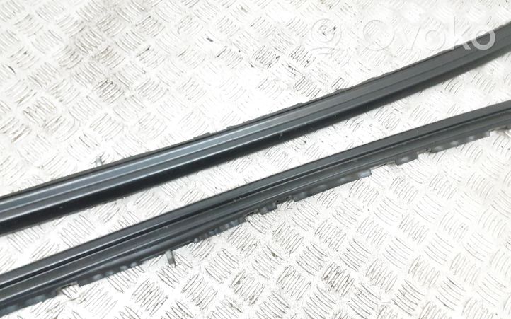 BMW 5 G30 G31 Gareniskie jumta reliņi – "ragi" 7391710