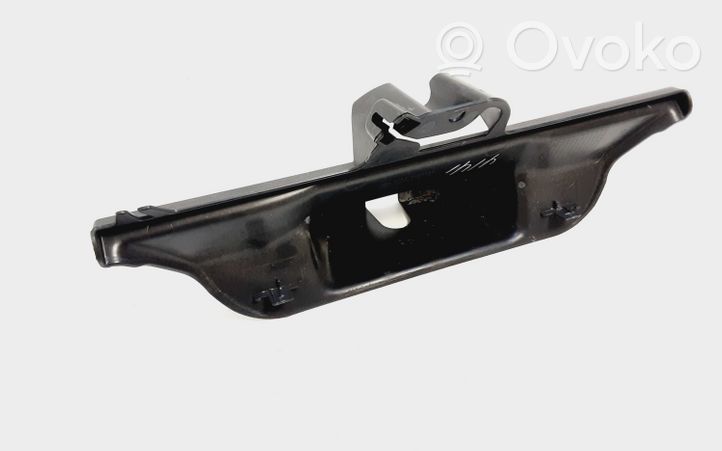 BMW X5 E70 Tailgate/boot lid lock trim 7177378