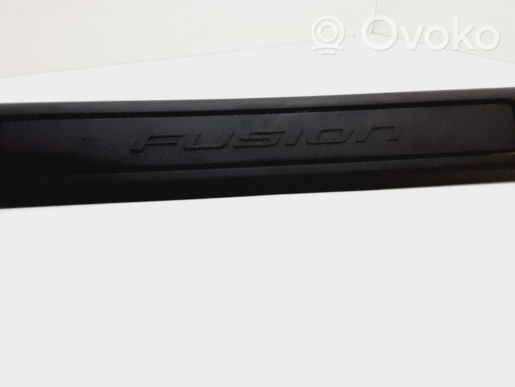 Ford Fusion II Priekinio slenksčio apdaila (išorinė) DS73F13200