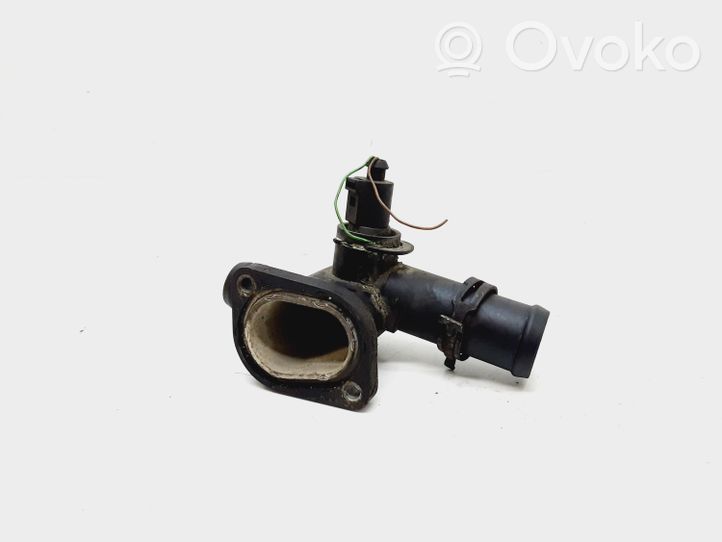 Volkswagen Golf V Termostato/alloggiamento del termostato 06A121133