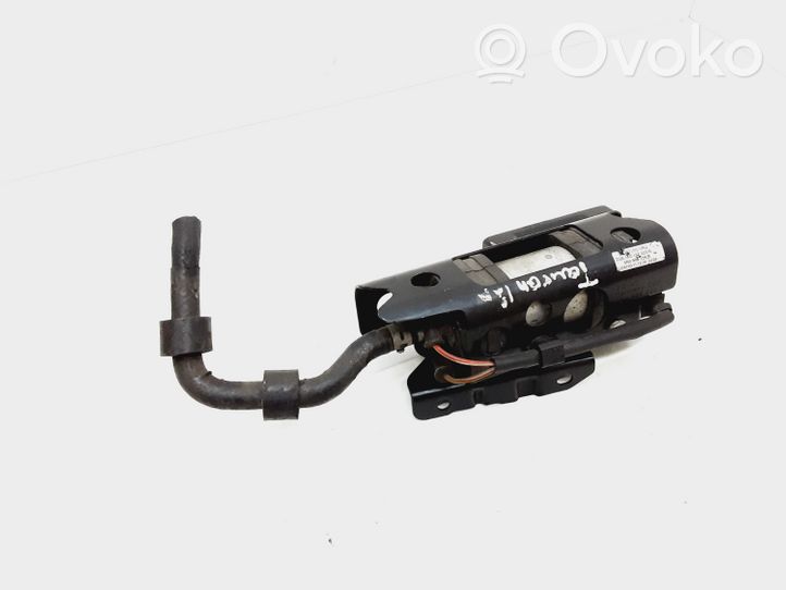 Volkswagen Touran II Pompe d'injection de carburant à haute pression 5N0906129B