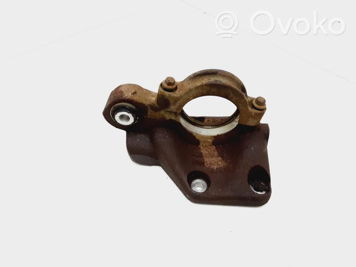 Volvo XC60 Staffa del cuscinetto di supporto dell’albero di trasmissione 30787842