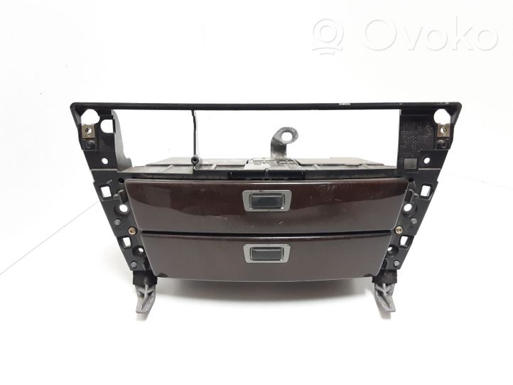 BMW 7 E65 E66 Boîte / compartiment de rangement pour tableau de bord 7032886