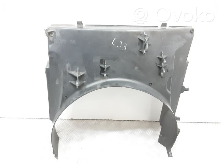 Land Rover Discovery 3 - LR3 Garniture de radiateur PGK500095