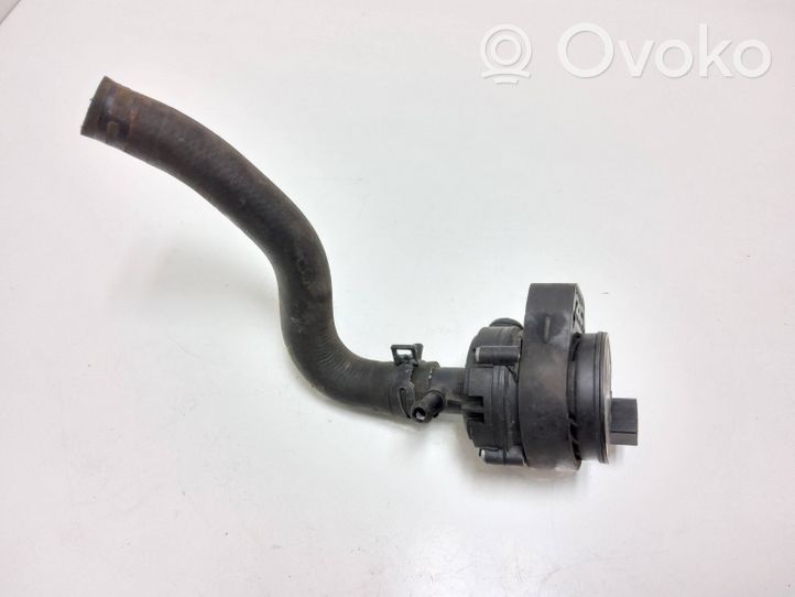 Mercedes-Benz GL X166 Pompe à eau de liquide de refroidissement A2118350028