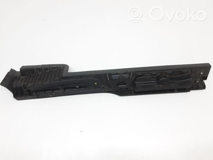 Volkswagen PASSAT B8 Staffa di montaggio copertura ripiano portaoggetti 3G9858832