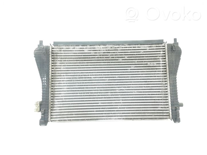 Audi Q3 8U Radiatore intercooler 5Q0145803N