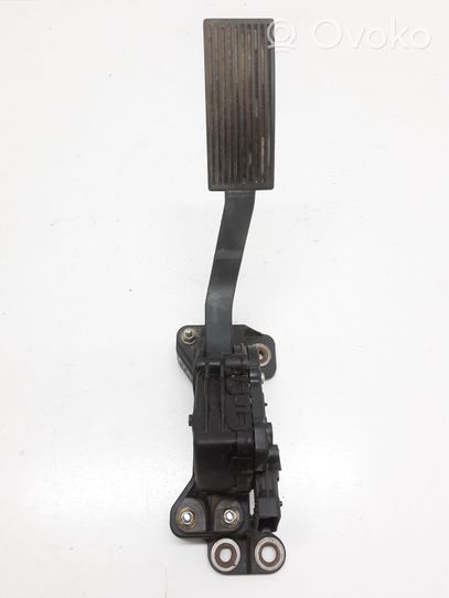 Nissan Navara D40 Pedal del acelerador 18002EA000