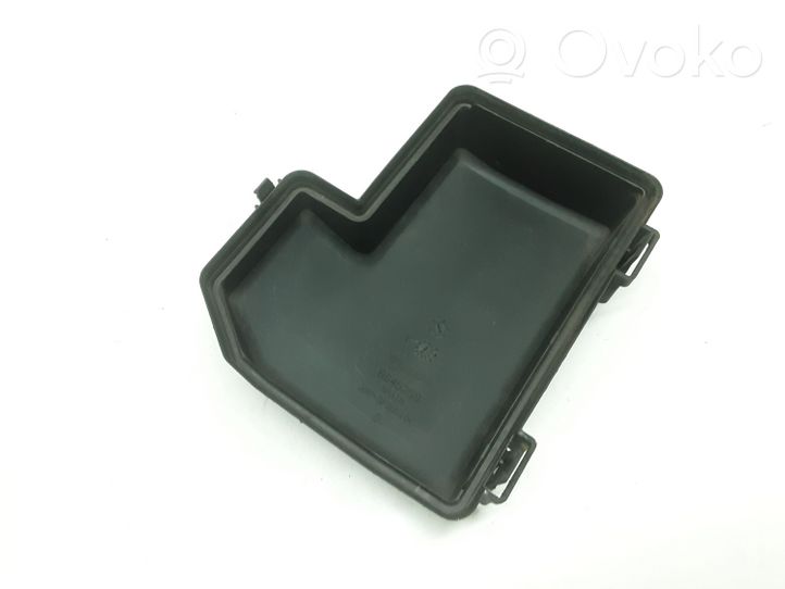 Volvo S60 Tapa de caja de fusibles 8645259