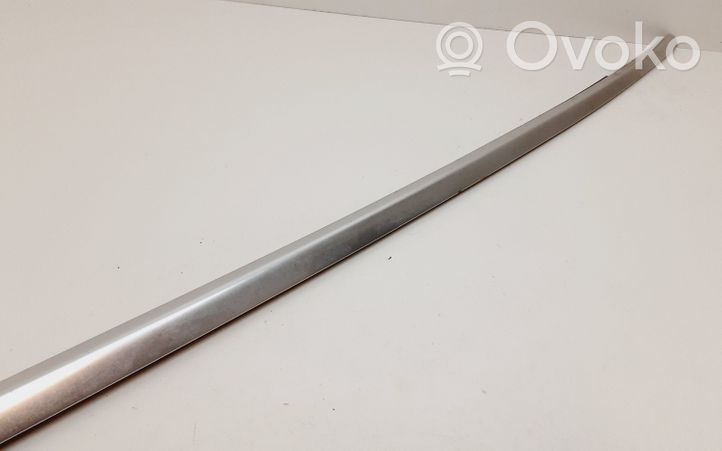 Volvo XC60 Front door glass trim molding 31297680