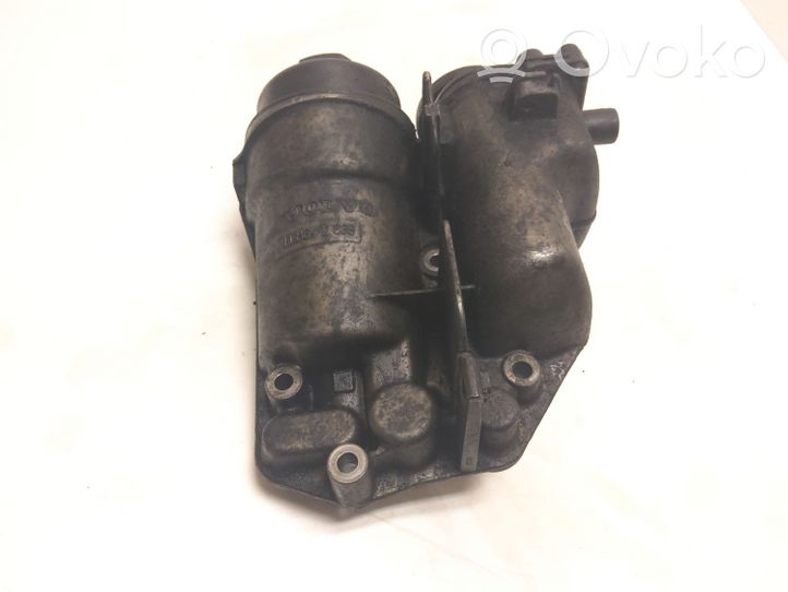 Volvo V70 Support de filtre à huile 08642839